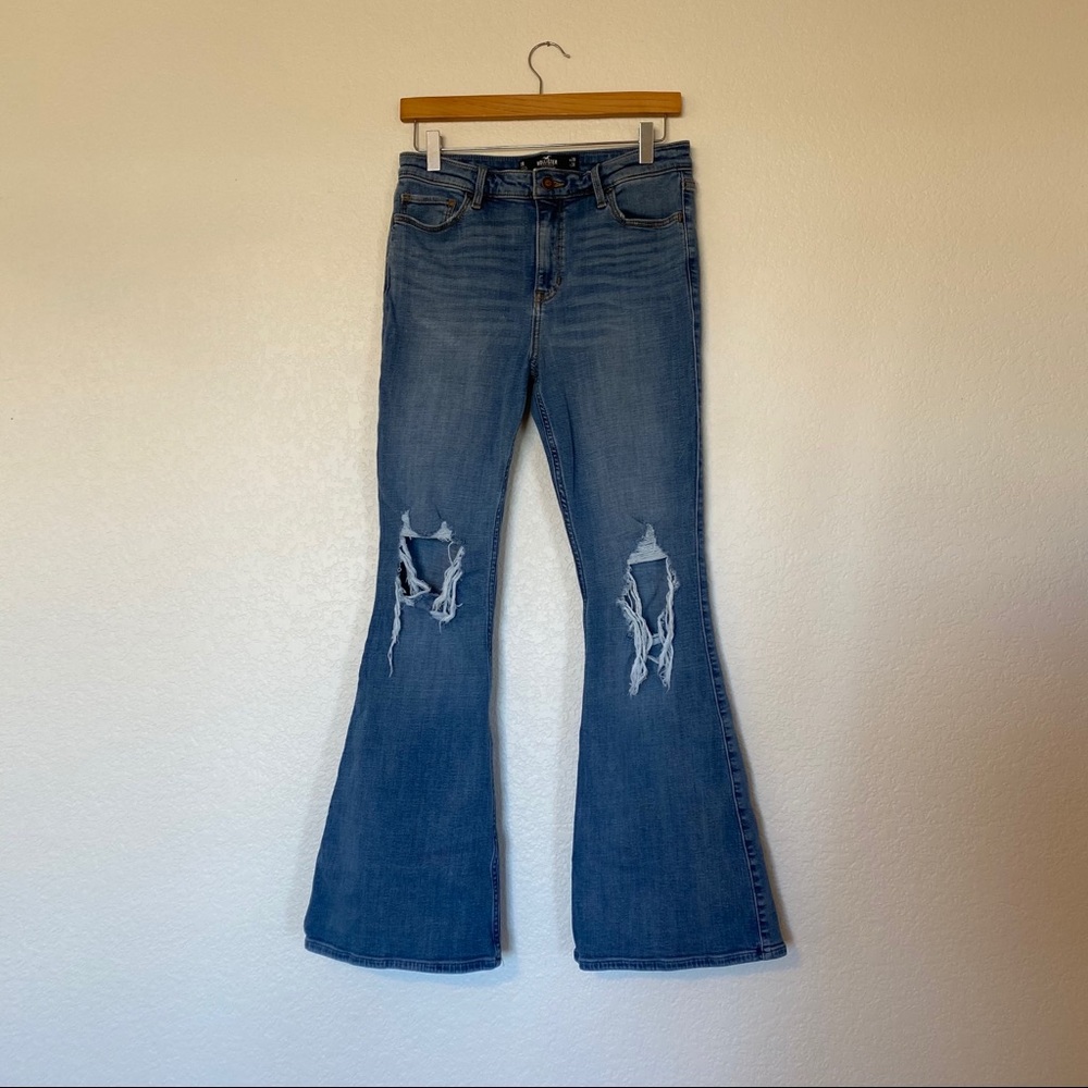 HOLLISTER light-medium wash high rise flare jeans